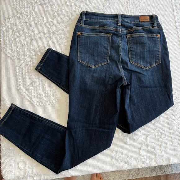 Judy Blue Denim - Judy Blue Cell Phone Pocket Skinny Fit Jeans